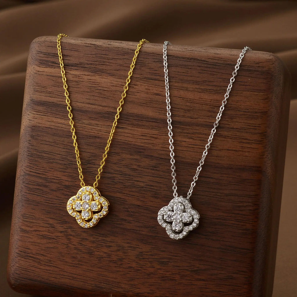 Classic Titanium Steel Lucky Clover Flower Pendant Necklace for Women Exquisite Luxury Fashion Clavicle Chain Necklace Jewelry